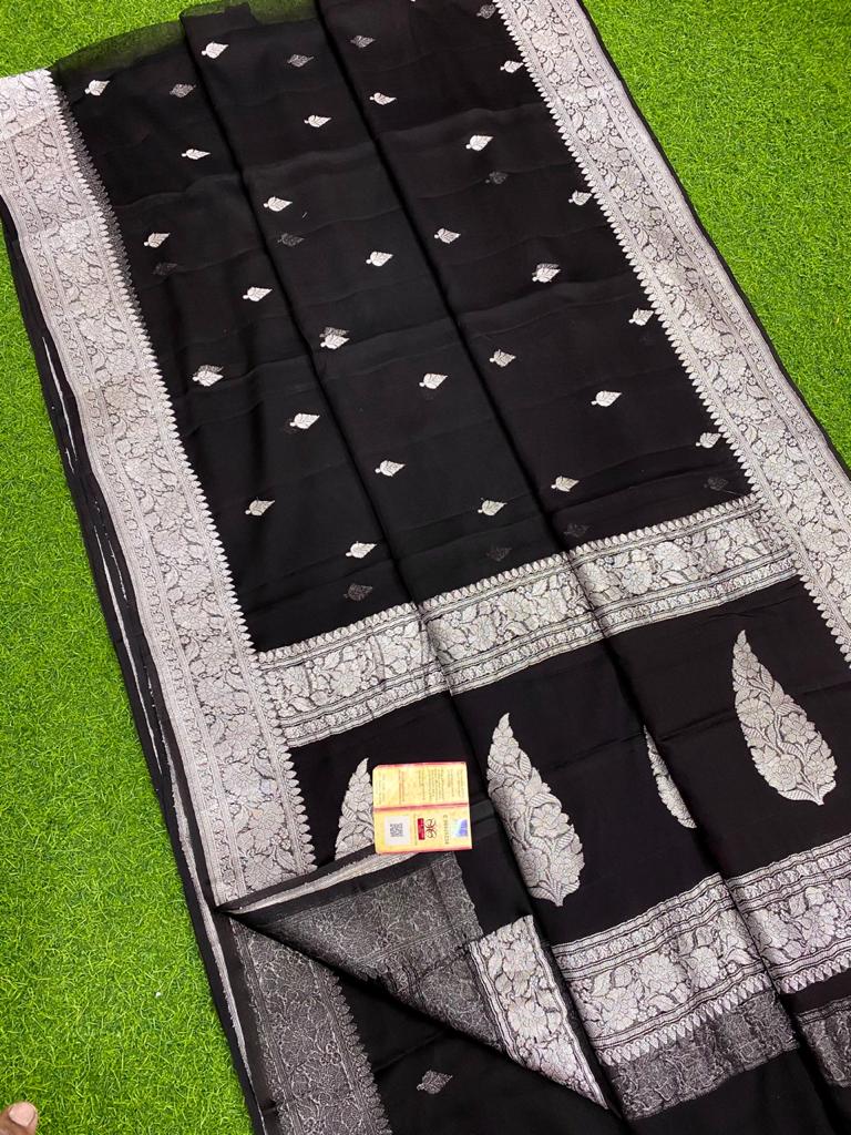 Banarasi handloom khaddi