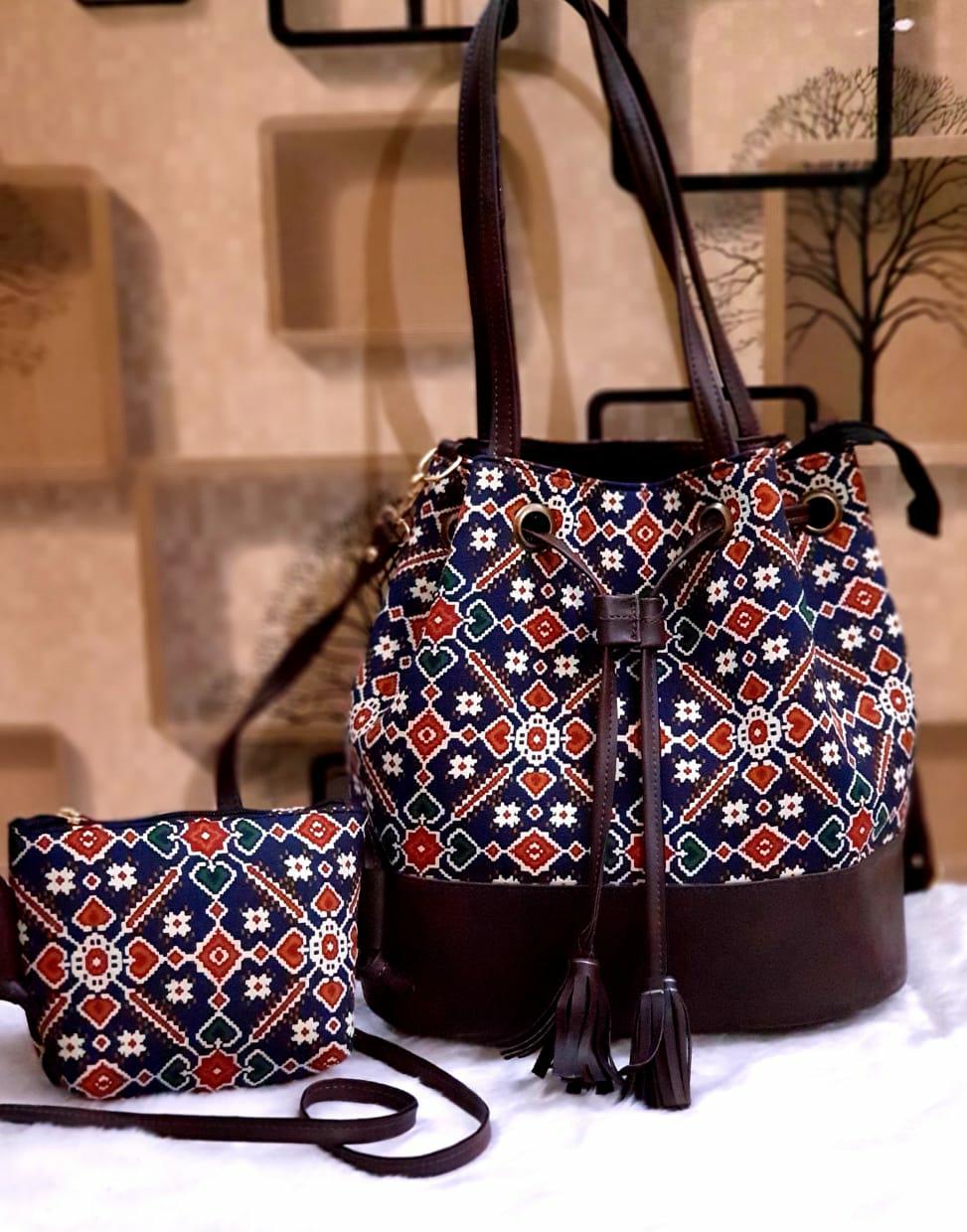 Bucket shaped handbag