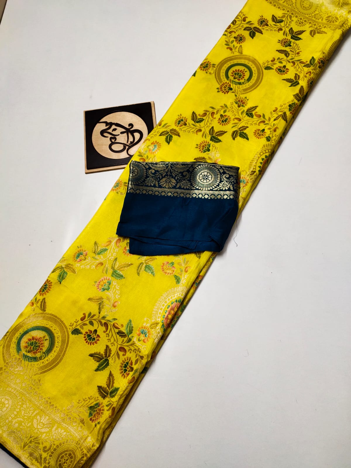 Pure banaras Italian moonga