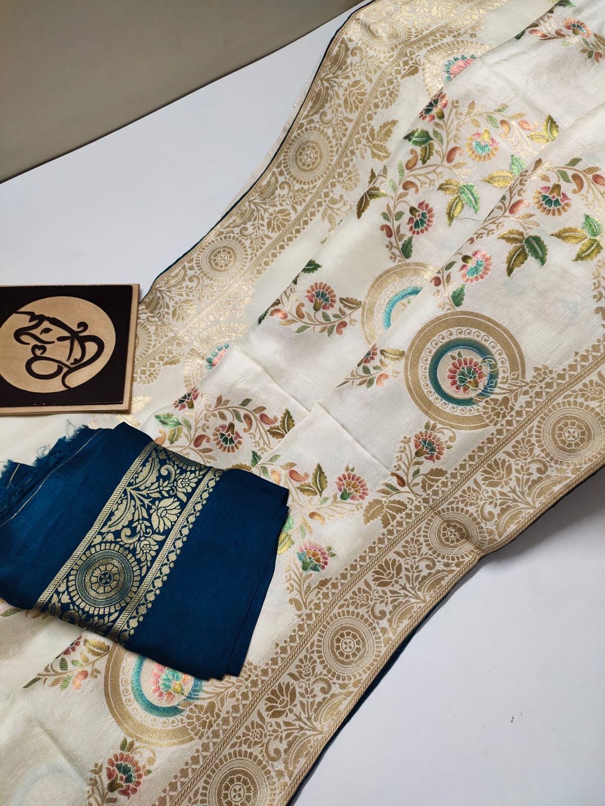 Pure banaras Italian moonga