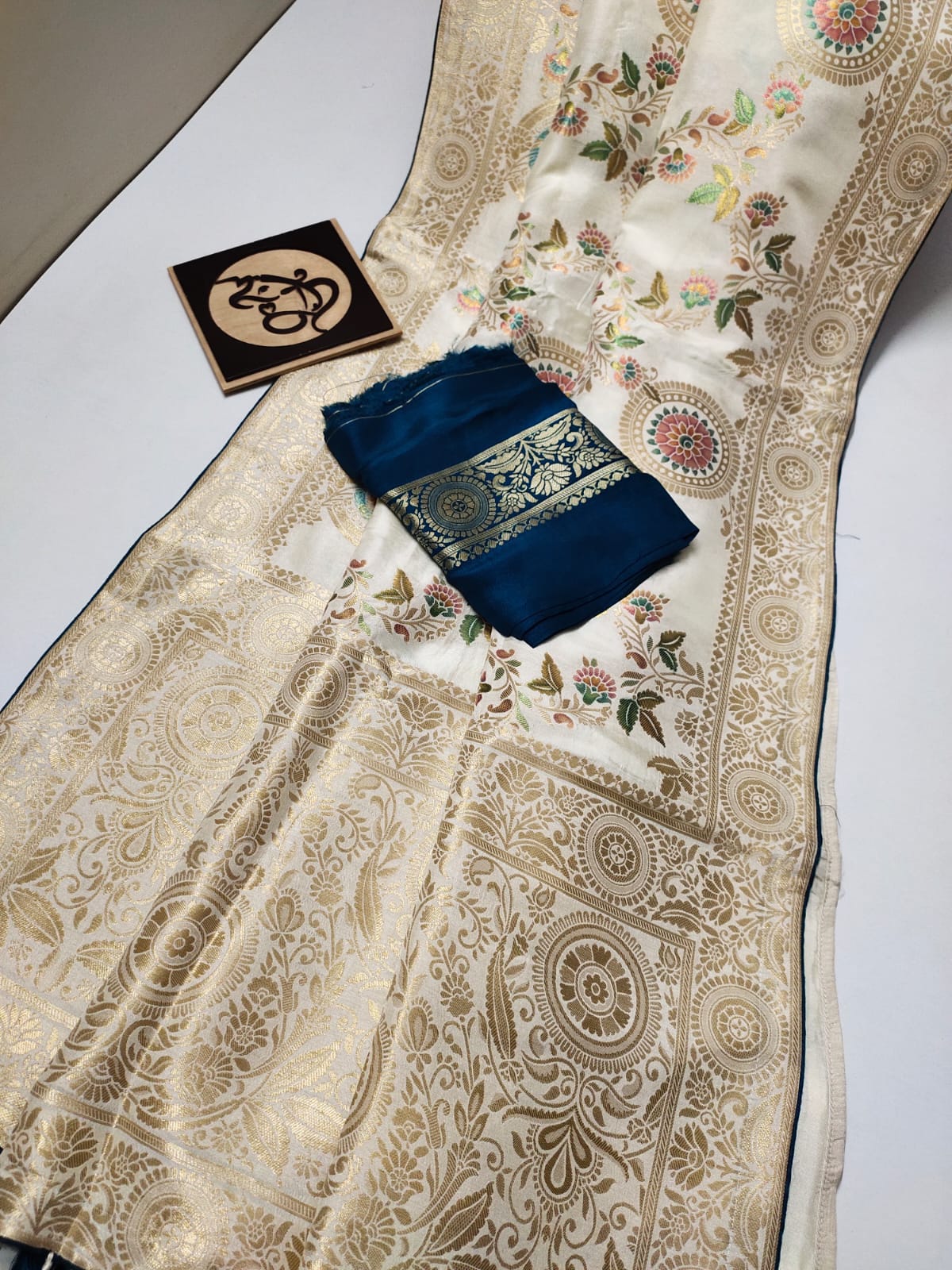 Pure banaras Italian moonga